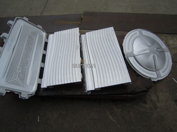 square flower pot mold under producing