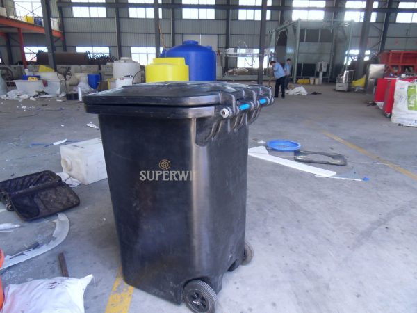 Garbage bin mold - Image 3