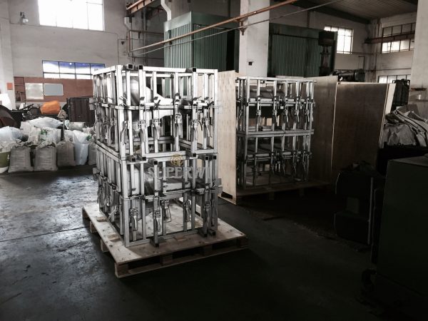 road barrier mold